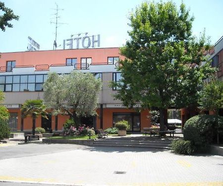 רוביירה Hotel La Corte מראה חיצוני תמונה