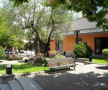 רוביירה Hotel La Corte מראה חיצוני תמונה