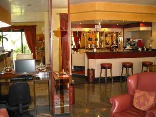 רוביירה Hotel La Corte מראה חיצוני תמונה