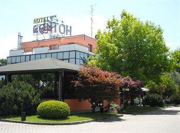 רוביירה Hotel La Corte מראה חיצוני תמונה